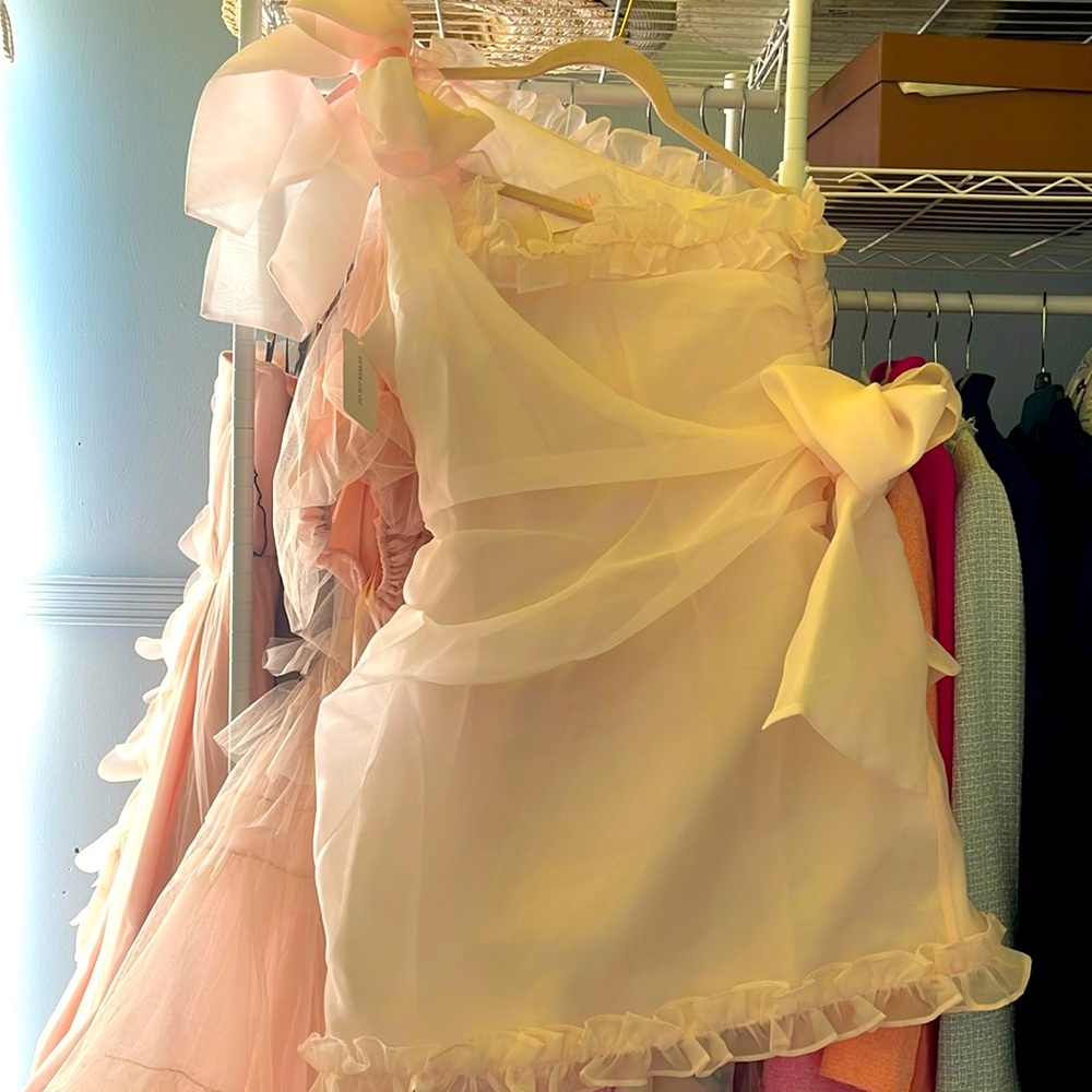 Selkie one shoulder super cute dress